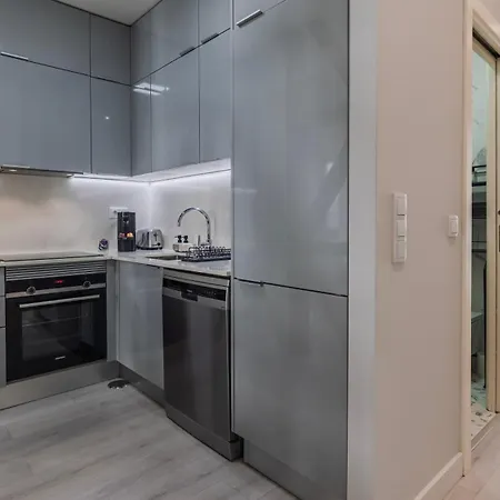 Apartment Principe Real Charm By Lovelystay *